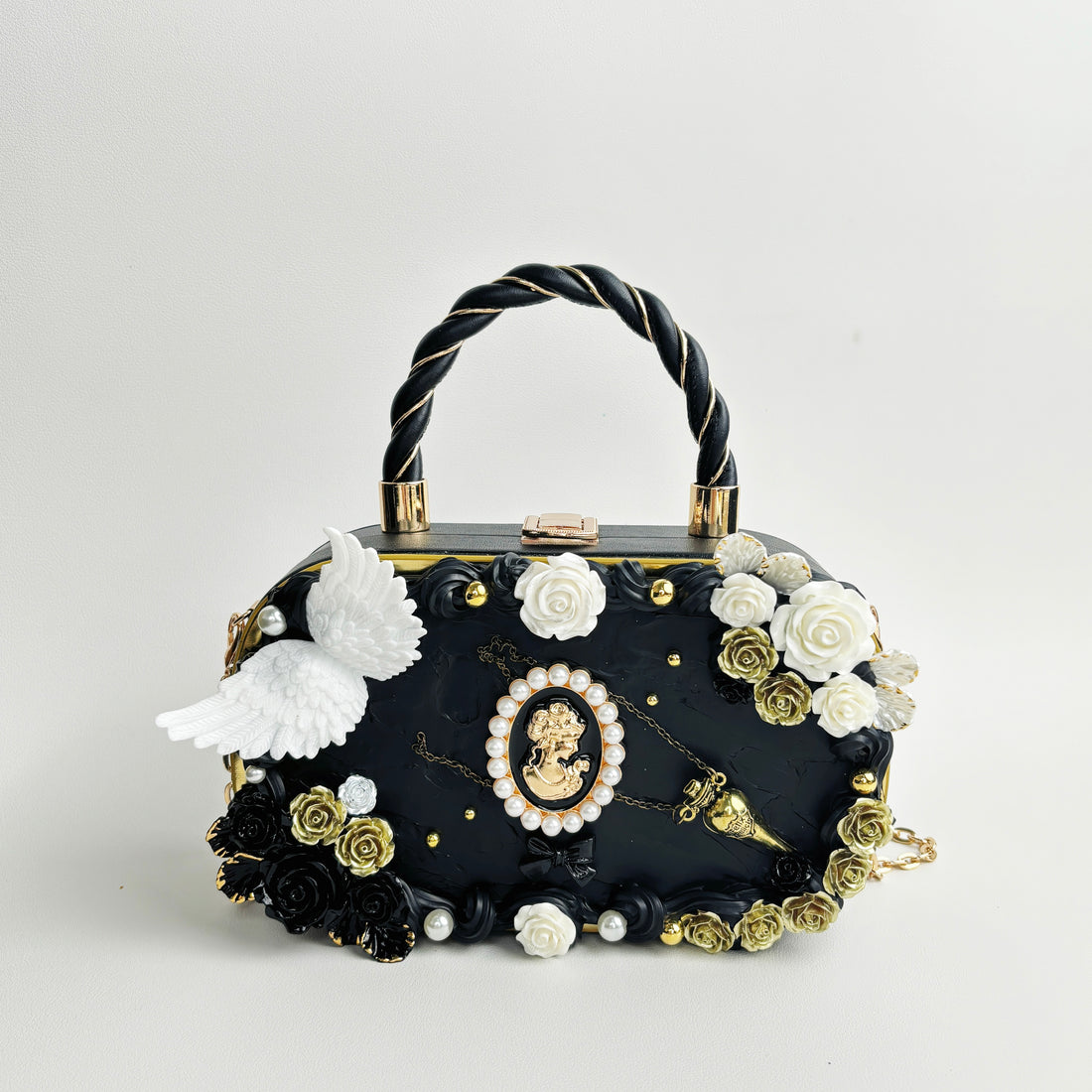 Baroque style bag